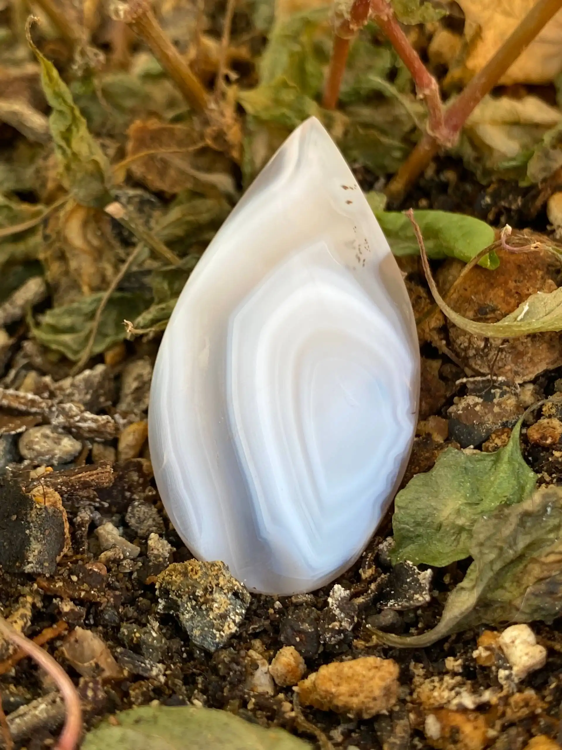 خرید عقیق سلیمانی اصل - عقیق سلیمانی یخی (طرح دژِ سفید)